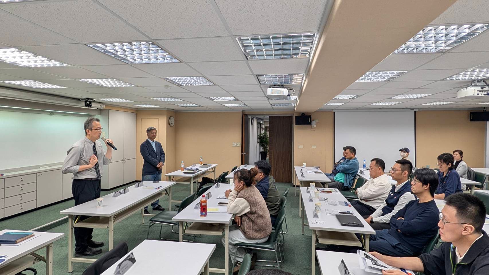 台中場活動現場